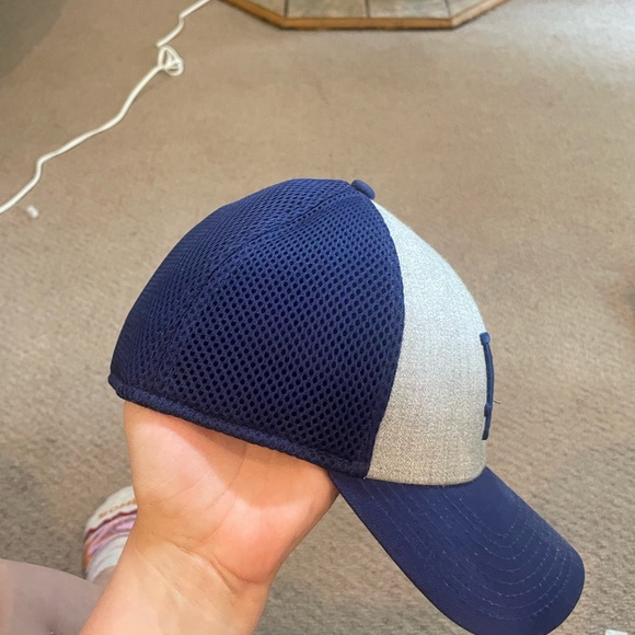 LA Dodgers hat - Picture 3 of 6